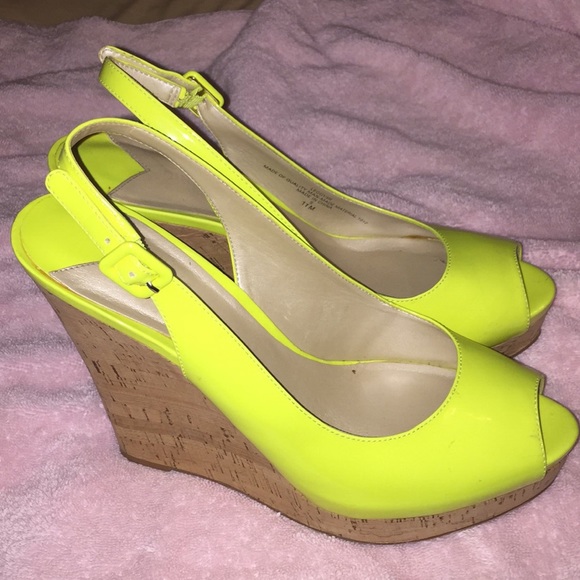 womens yellow wedge sandals